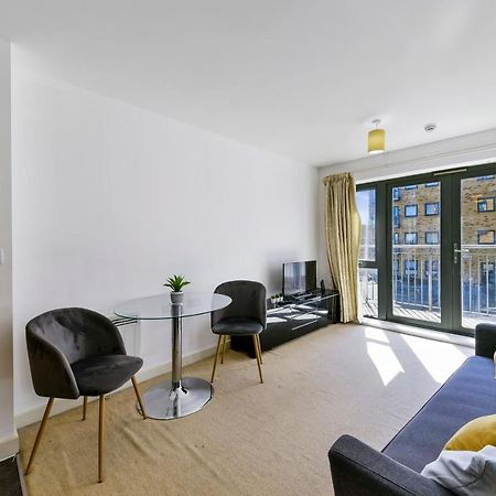 דירות לונדון Luxe 1 Bed Flat 5 Mins To Stratford - Free Parking מראה חיצוני תמונה